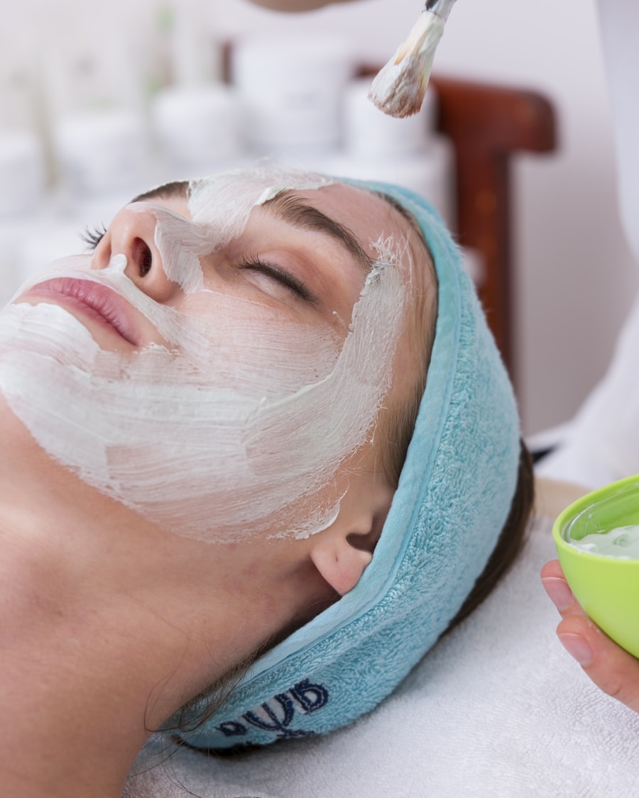 Consulta de valoración facial estética en Veliora